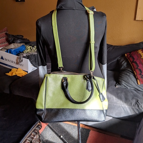 Green and Black Bag with Removable Strap - Picture 2 of 3
